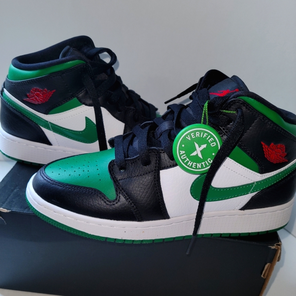 Air Jordan 1 Mid
